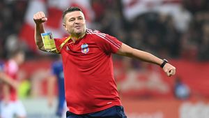 Daniel Oprița continuă ca antrenor la Steaua. Prima reacție după ce a luat decizia: ”Nu trebuie să-i dezamăgim pe fani!”