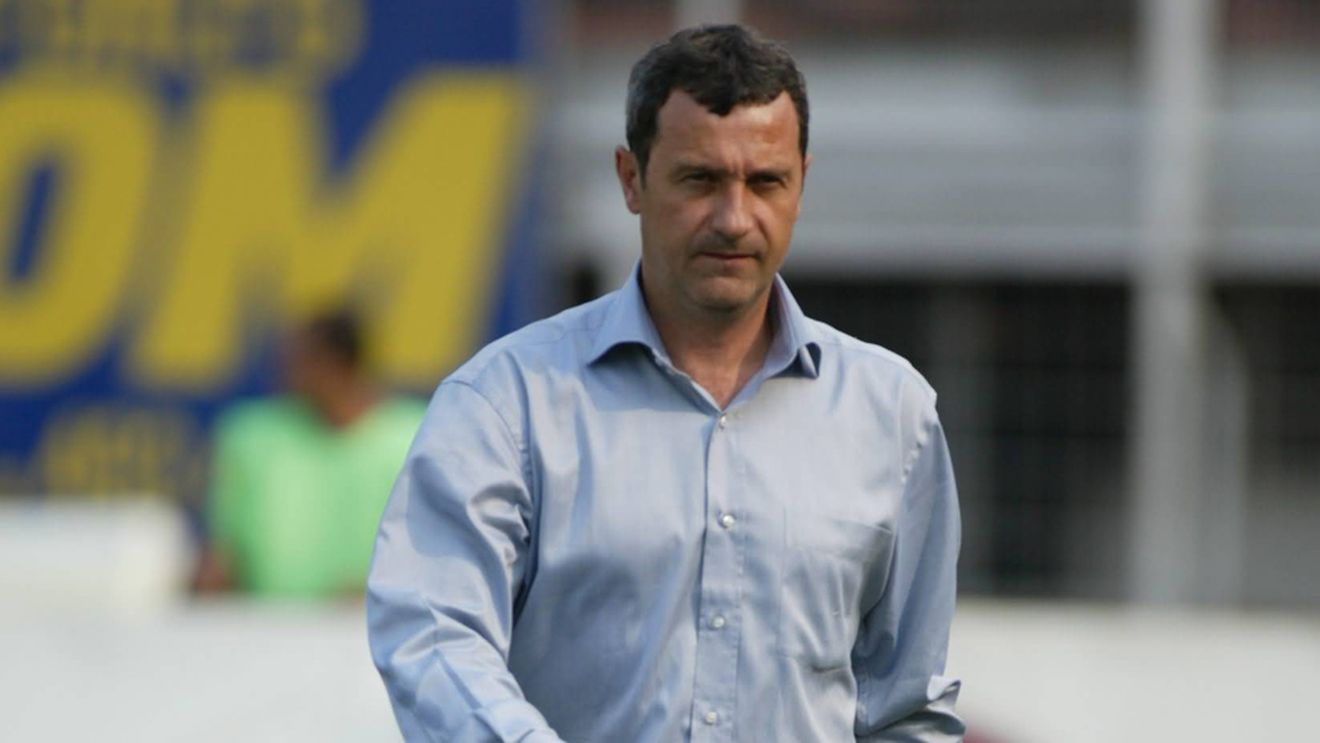 Rednic: "Jucătorii străini sunt preocupați doar de fotbal"