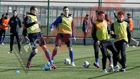 "Stoicikov v-a numit mămălichki, dar și voi ne spuneți castraveți"** :) Iliev își întâlnește rivala de-o viață! Primul amical pentru Ilie Stan: Steaua - Levski, de la 19:00