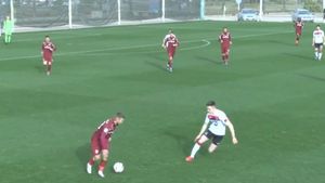 CFR Cluj - Dundalk FC 2-1 VIDEO! George Țucudean is back in business! Alex Chipciu a debutat și el