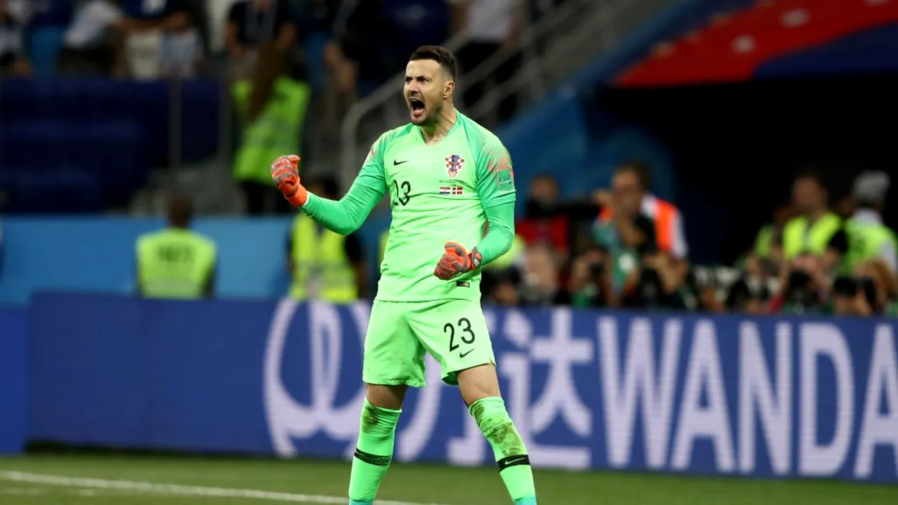 Chris Waddle îl face praf pe Subasic. Nu a scăpat nici Lloris! 