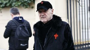 Doi jucători vor fi dați afară de FCSB chiar dacă Gigi Becali va câștiga titlul! Fotbaliștii „de cristal” la care renunță