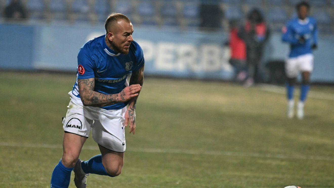 Denis Alibec, la pământ deşi a dat gol. Ratarea l-a distrus: „S-a oprit mingea în teren”