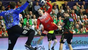 Știm ziua și ora celui mai tare meci din istoria lui Dinamo! Azi se pun în vânzare biletele pentru partida cu THW Kiel, din play-off-ul pentru sferturile Ligii Campionilor la handbal masculin | EXCLUSIV