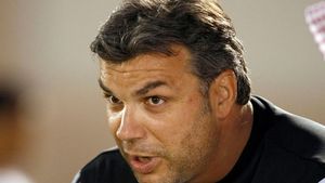 "Naționala e ca Steaua!** L-aș vrea selecționer pe Olăroiu!"