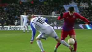 Steaua, "executată" de arbitru!** În loc de penalty, turcul Huseyin i-a dat al doilea galben lui Tănase!