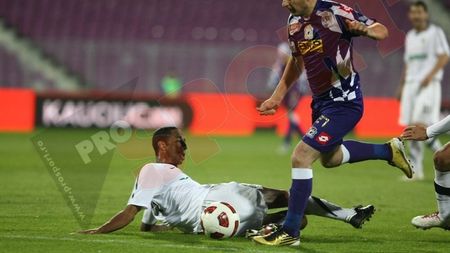 Farmecul studenției: FC Timișoara - "U" Cluj 2-2