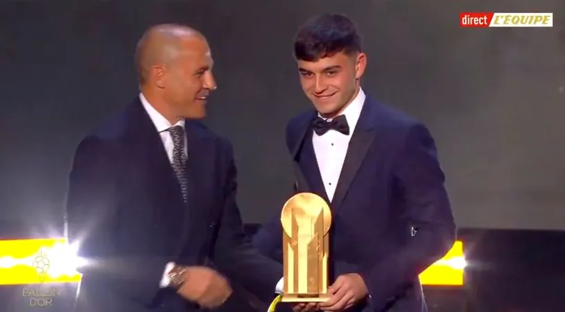 Pedri a câștigat Trofeul Kopa! Mijlocașul Barcleonei, cel mai bun jucător sub 21 de ani | VIDEO