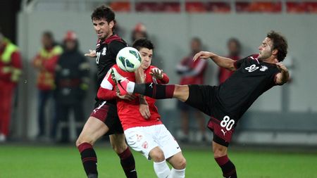 Se pune LACĂ‚T pe fotbal în Liga 1?** Rapid, Dinamo și alte cinci echipe, în pericol să nu înceapă noul sezon! "S-a ajuns la limită!"