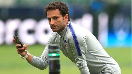 A fost la Real Madrid, a lucrat cu Diego Simeone, la Atletico, și acum a semnat cu Petrolul! Cine e spaniolul care a „bifat” două finale ale Ligii Campionilor
