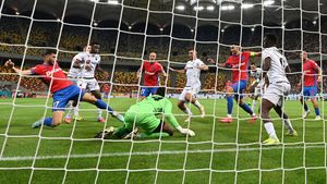 Dinamo a oficializat transferul fotbalistului macedonean care a eliminat-o pe FCSB din Europa