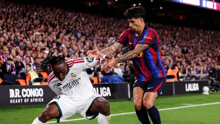 Fostul star al lui Real Madrid dă de pământ cu arbitrajul din „El Clasico”: „Barcelona trebuia să rămână în zece!”