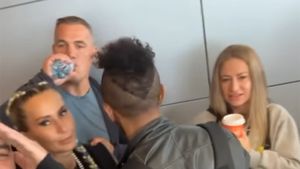 Cum a ajuns să arate Ionuț Iftimoaie acum, la o lună după ce a fost eliminat de la Survivor și s-a întors la traiul bun din România! Luptătorul slăbise 8 kilograme și chipul său era transformat total | FOTO