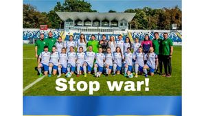 Un club ieșean vine în sprijinul refugiaților de la Vama Siret, cu 100 de saltele. Fotbalistele de la Dinamo Kiev, invitate să se pregătească la Iași