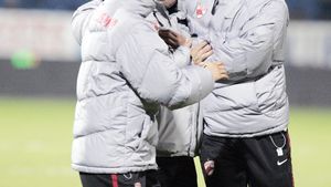 "Câinii"** urcă în Poiană!