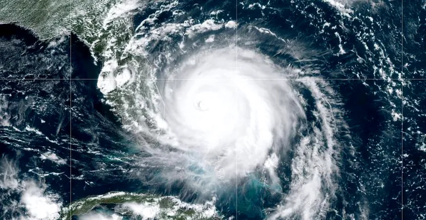 Un bărbat din Florida și-a parcat mașina în bucătărie, pentru a o feri de Uraganul Dorian