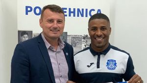 Lovitura dată de Poli Iași în această vară! Moldovenii au făcut anunțul oficial