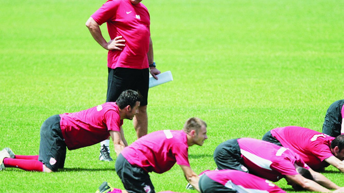 Andone blochează plecările de la Dinamo: "Nu mai vindeți nimic!"