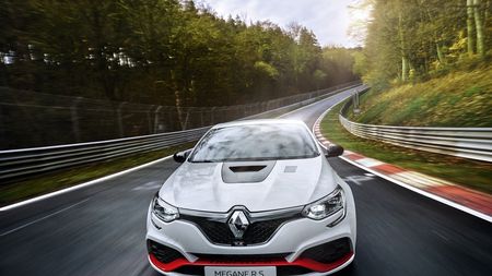 Noul Megane R.S a stabilit un nou record pe Nürburgring, pentru cel mai performant model comercializat vreodată de Renault