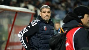 Preparatorul fizic al lui Liviu Ciobotariu, atac fără precedent la patronul Valeriu Iftime! „Nu vrea să-și asume că el l-a dat afară! A uitat când a refulat rahatul la vestiare?!”. EXCLUSIV