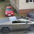 Imaginea zilei din România, surprinsă de un japonez: un Cybertruck, pe străzile din Câmpulung Muscel, lângă o Dacia!