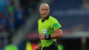 Cele mai tari glume cu arbitrul Szymon Marciniak, după Real Madrid - Bayern Munchen 2-1! Polonezul e victima meme-urilor, după decizia controversată din prelungiri
