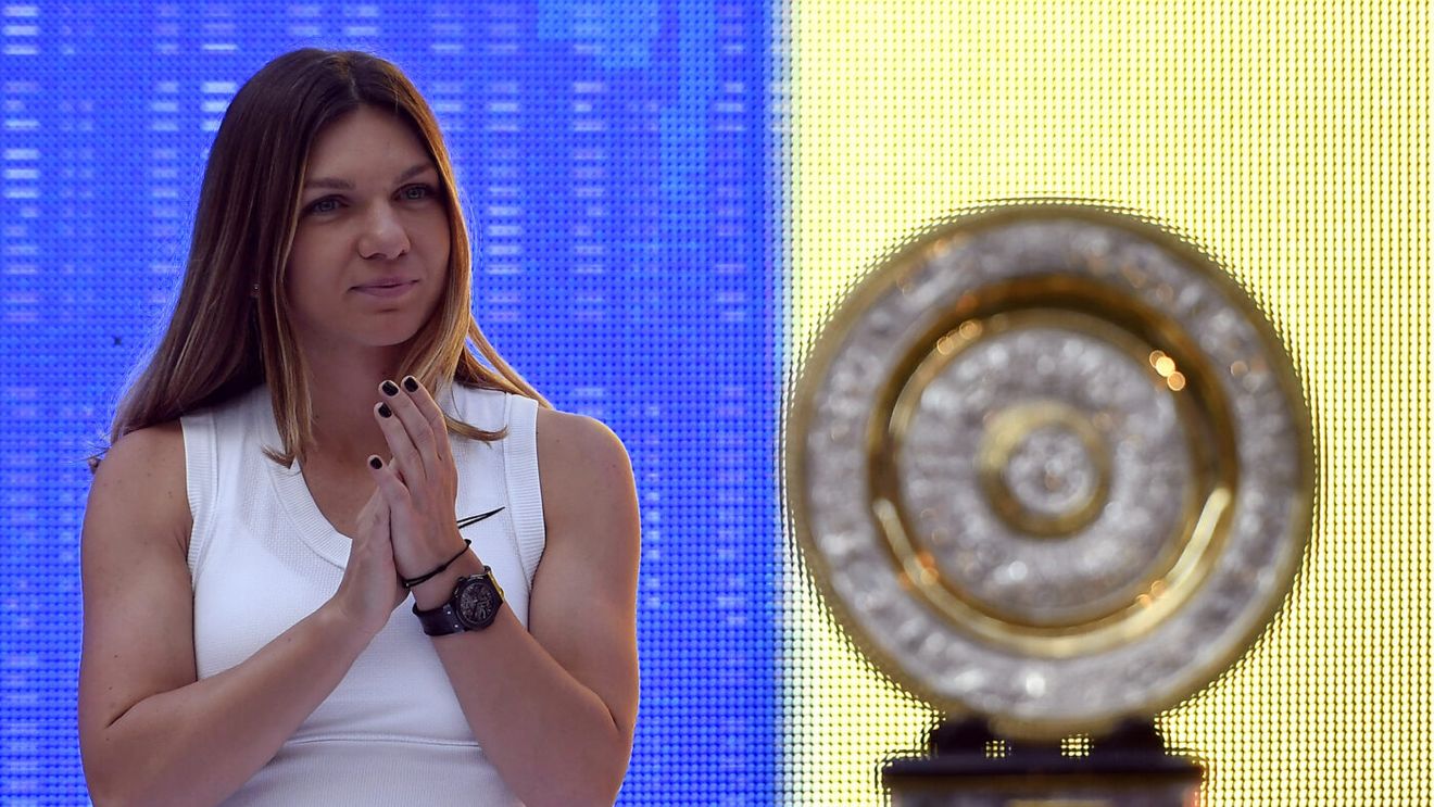 Simona Halep le-a dat clasă tuturor la decorarea lui Gică Hagi. Ce a purtat campioana