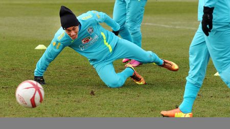 Neymar riscă să fie suspendat 15 meciuri din cauza unei altercații cu un adversar