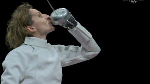 „Ce ușoară e scrima!" Ana Maria Popescu, reacție fabuloasă în momentul în care s-a calificat în finală la Jocurile Olimpice | VIDEO