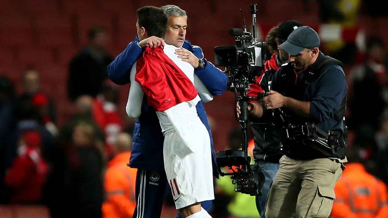 Cel mai emoționant moment după Arsenal - Chelsea! Ozil s-a dus țintă la Mourinho: 