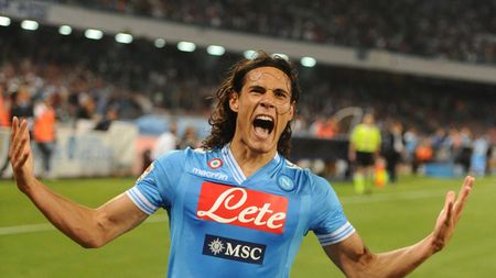 Cavani spre Anglia! Patronul lui Napoli negociază la Londra transferul la Chelsea