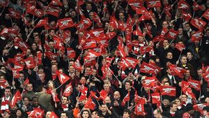 Cel mai inventiv fan! Și-a convins soția să-și numească fetița "Lanesra". "Mi s-a părut unic și romantic!" După doi ani i-a explicat și de ce :)