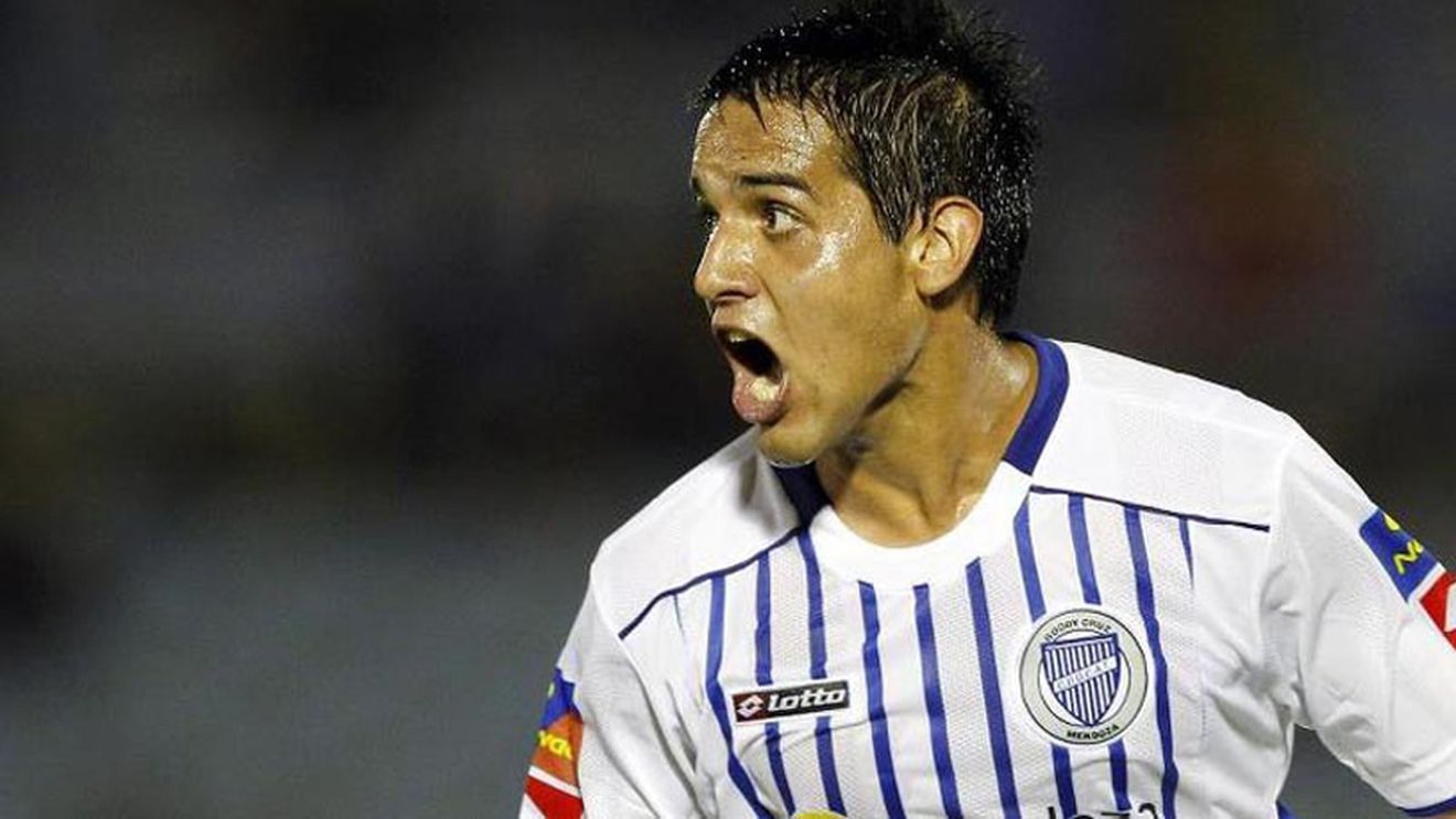 Diego Sevillano tot nu are permis de muncă