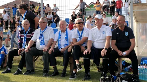Legendele Craiovei Maxima întâlnesc „echipa Parlamentului”, într-un meci omagial pentru Jean Niţulescu, la Caracal. Lucian Bute, printre invitaţi
