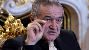 Gigi Becali, răspuns pentru Victor Pițurcă înainte de FCSB - Craiova. "Lui nu îi place să tot fie bătut de lupii tineri, dar asta este viața!" EXCLUSIV