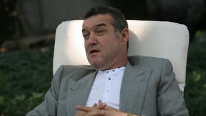 Becali: "Copos e un măscărici! Nu mai are treabă cu Rapid"