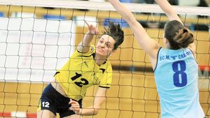 Tomis sare către finală!**  Voleibalistele de la CSV au învins-o pe Galata