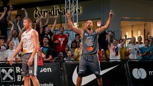 GALERIE FOTO | Victorie istorică pentru echipa Bucureștiului cu liderii mondiali din baschetul 3x3. Virgil Stănescu autorul coșului de aur pentru români la Raiffeisen Bank Bucharest Challenger