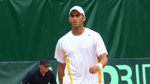 Tecău, în finala Australian Open la dublu-mixt!