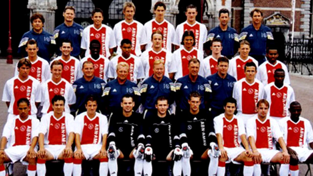 O imagine de colecție, cu una dintre cele mai bune echipe de la începutul anilor 2000!** Pe cine recunoașteți? :)