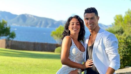 Cristiano Ronaldo, imaginea care a cucerit internetul: „Frumoasa mea regină”. Declarație de dragoste pentru Georgina Rodriguez | FOTO