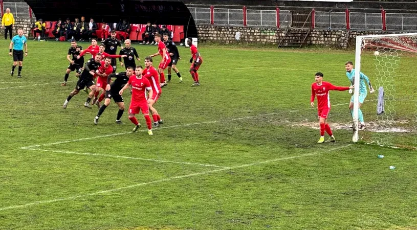 ”Cu ajutorul” suprafeței de joc, AFC Câmpulung Muscel a scos un punct important. Alecsandru Popovici: ”Raportul de forțe se echilibrează în astfel de condiții”