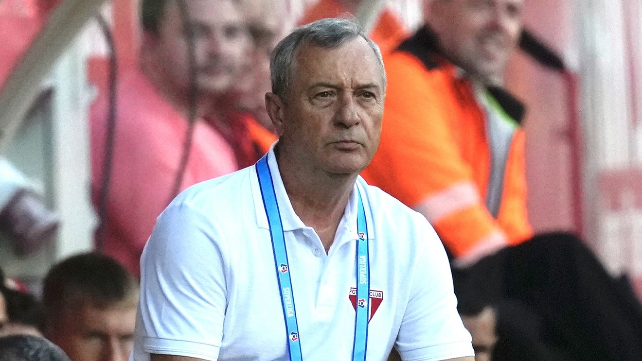 Mircea Rednic a fost din nou operat la inimă, după jocul cu Poli Iași! Starea de sănătate a antrenorului de la UTA. EXCLUSIV