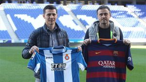 VIDEO | Costel Gâlcă și Luis Enrique, "uniți" înainte de derby! Cum a decurs întâlnirea dintre cei doi tehnicieni