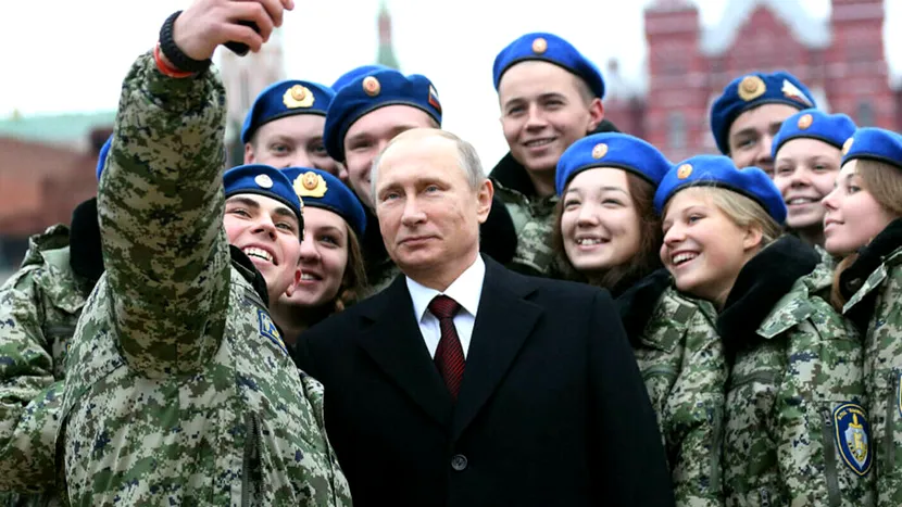 Rusia încearcă să convingă studenții să se alăture războiului. Nu ar trebui să existe nicio barieră