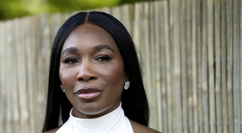 Ce cuplu în showbiz: Venus Williams se iubește, în secret, cu un italian mai tânăr cu 8 ani decât ea! Au fost fotografiați în ipostaze intime pe o barcă