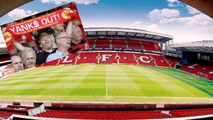 Liverpool se pregătește de luptă cu rivalele din Premier League!** Ce au decis americanii să facă cu Anfield Road