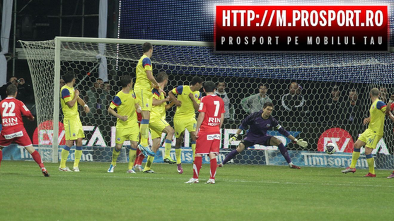 Steliștii, năuciți de jocul lui Dinamo!** "Ne uităm AMEȚIȚI în sus! Bine că pleacă Torje și se slăbește echipa"