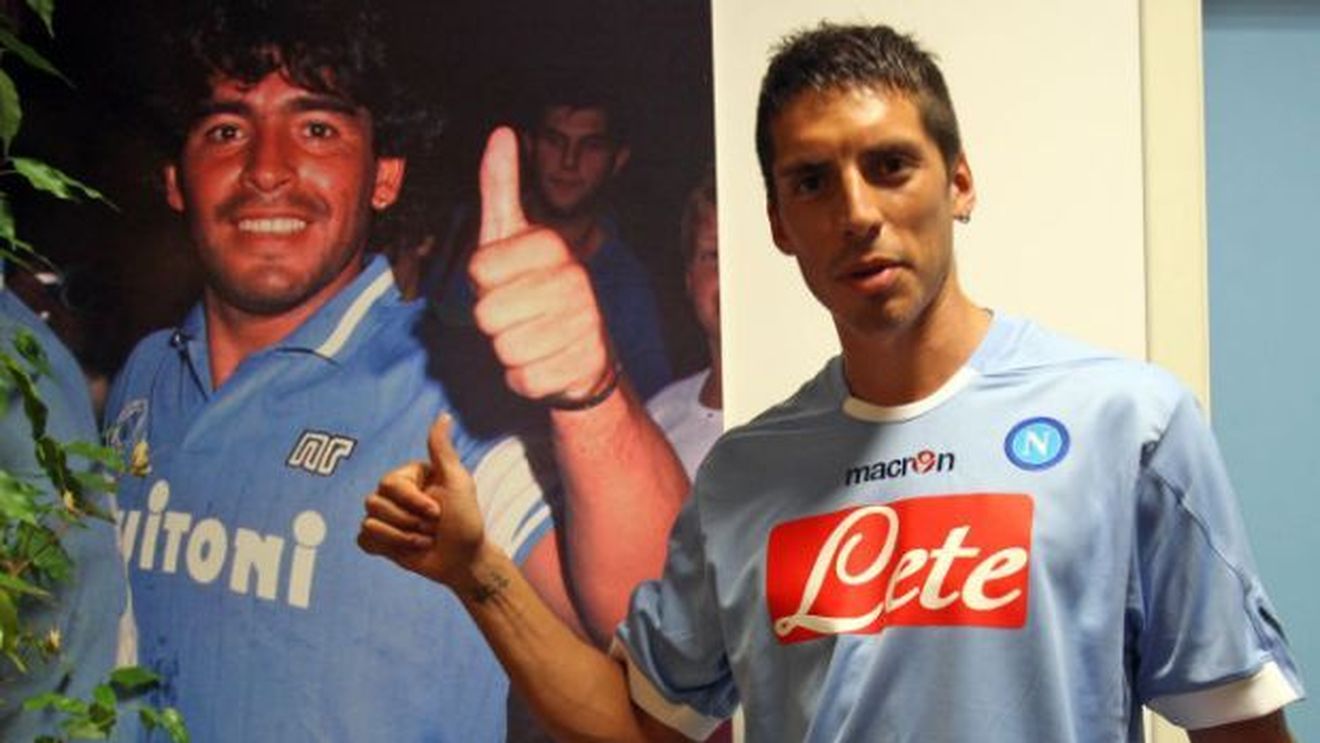 FOTO** Napoli l-a prezentat pe al 25-lea argentinian din istorie! Sosa: "Îmi dublez recordul de goluri"