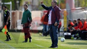 Șumudică, deranjat de jocul Astrei: "Nu am văzut în viața mea ca echipa de pe locul doi să stea atât de mult pe jos"